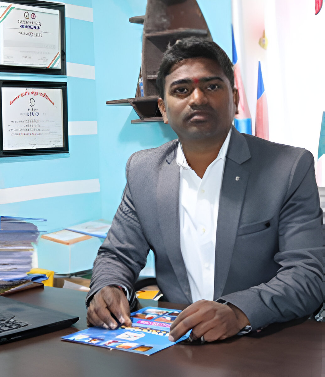 DIRECTOR Image